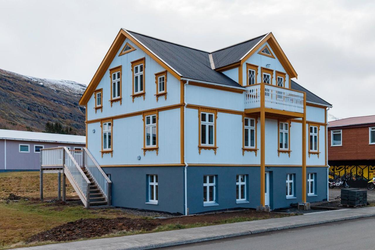 شقة Undiraldan - Steinholt, Old Music School Seyðisfjörður المظهر الخارجي الصورة